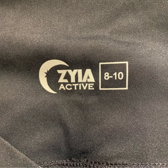 Zyia Active cropped leggings leopard pocket brilliant Hi Rise 8/10 - Picture 5 of 8